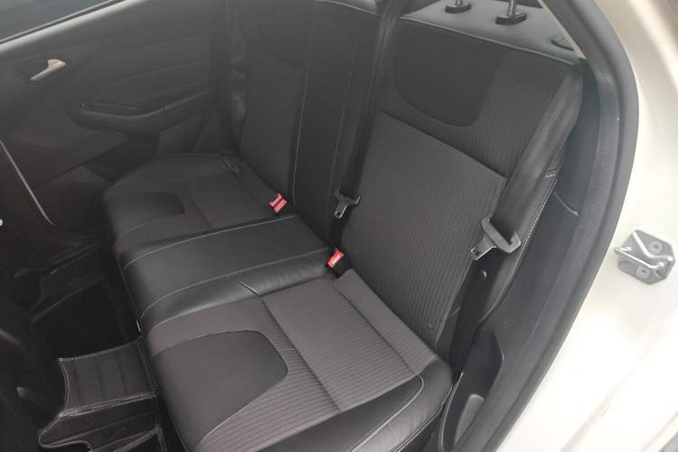 Used Ford Focus 2012 Sedan 1.6L Automatic Fashion Edition Left Rear Seat