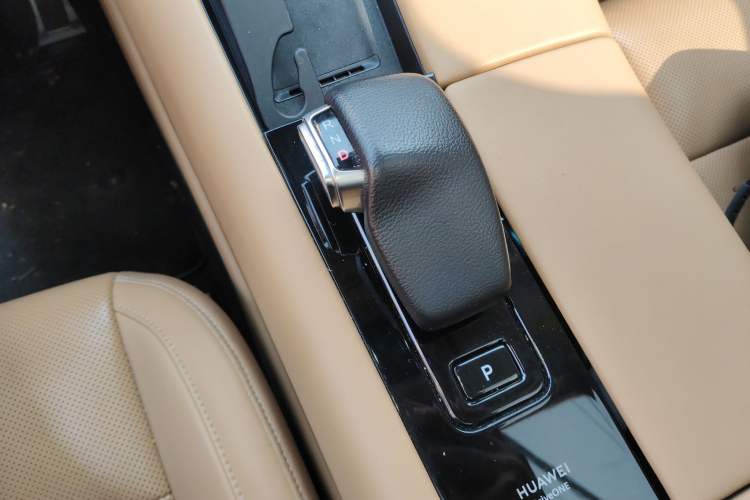 Used Hima AITO M5 2022 Range-Extended Rear-Drive Standard Version
