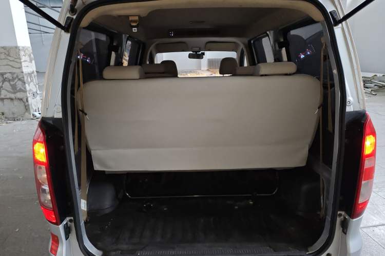 Used Wuling Hongguang V 2022 1.5L Enjoy Edition Electric-Powered LAR Trunk