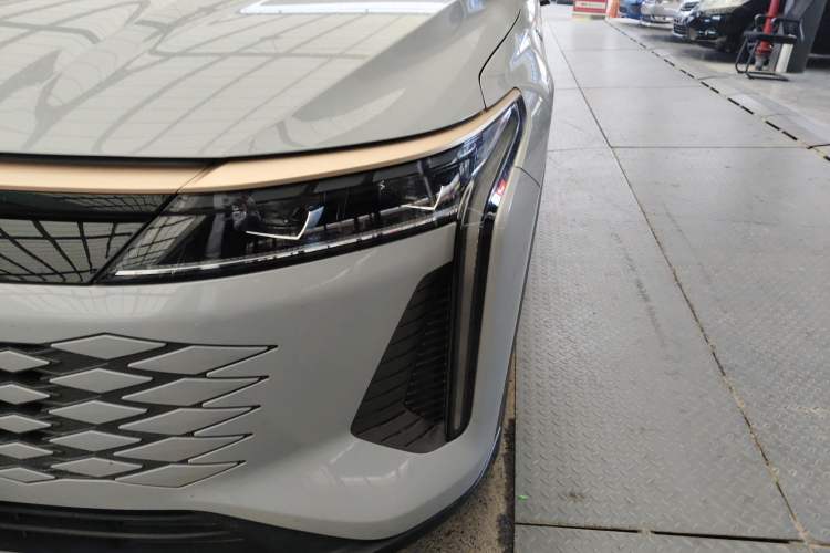 Used EXEED Stellar 2023 400T Two-Wheel Drive Comfort Flyfish Edition