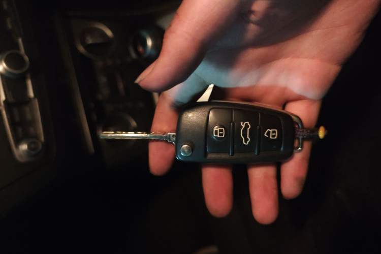 Used Audi Q3 2016 30 TFSI Standard Model Vehicle Key