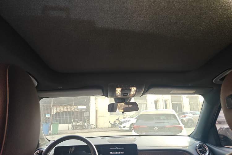 Used Mercedes-Benz GLB 2022 Refresh GLB 200 Dynamic Edition Headliner