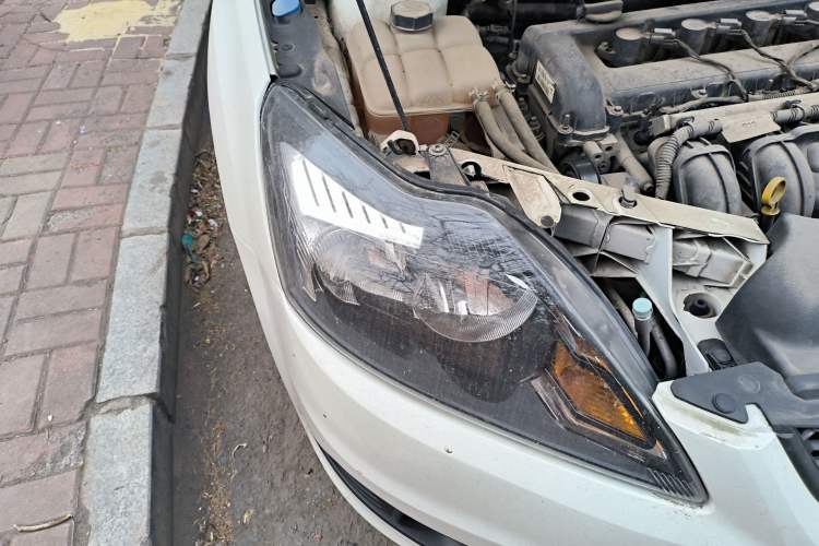 Used Ford Focus 2013 Hatchback Classic 1.8L Automatic Base Model
