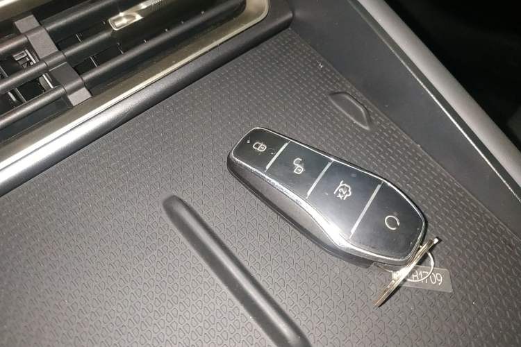 Used BYD Qin L 2024 DM-i 120KM Beyond Model
