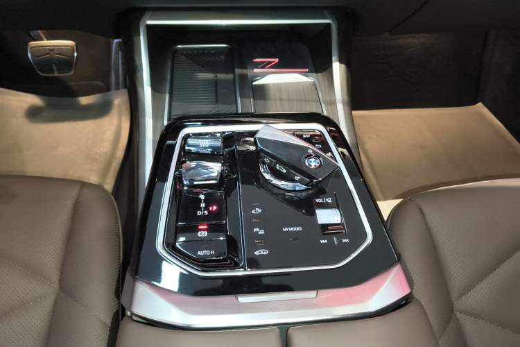 Used BMW 7 Series 2023 735Li M Sport Package