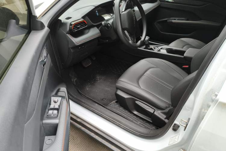 Used Dongfeng Aeolus Yixuan 2024 1.5L Automatic JingSu Edition
