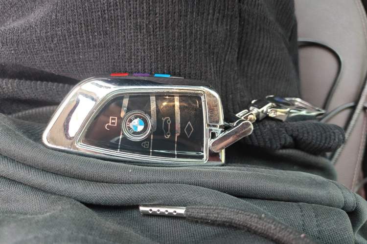 Used BMW X5 2018 xDrive28i Vehicle Key