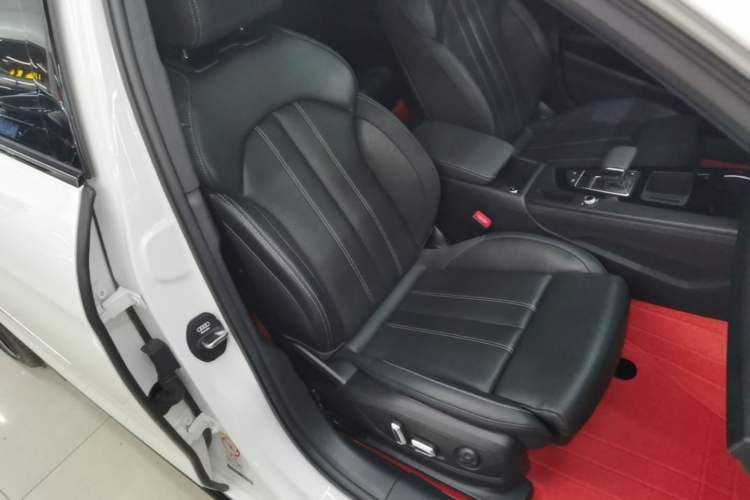 Used Audi A4L 2024 40 TFSI Luxury Dynamic Edition