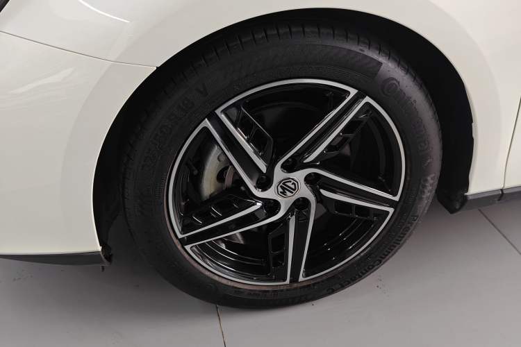 Used MG 7 2023 1.5T DCT Luxurious Supreme Edition