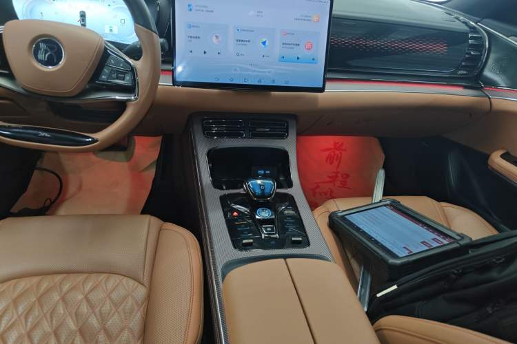 Used BYD Han 2022 DM-i 121KM Luxury Model
