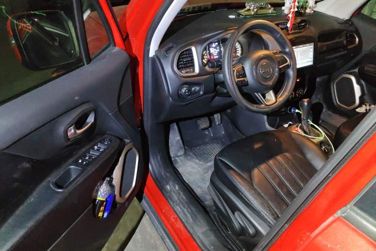 Used Jeep Renegade 2016 1.4T Automatic High-Energy Version
