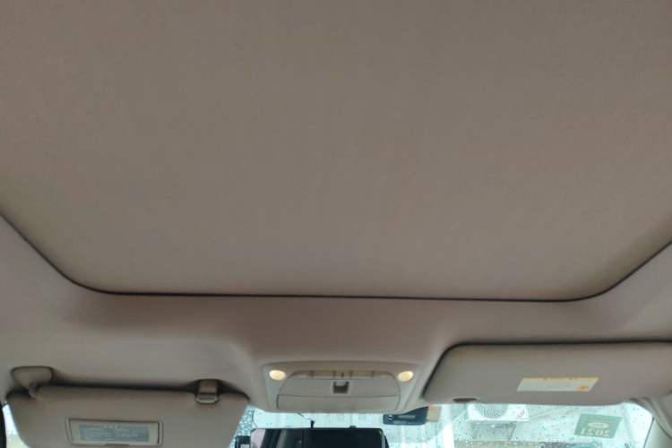 Used Nissan X-Trail 2014 2.5L CVT Leading Edition 4WD
