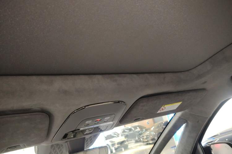 Used Zeekr 009 2022 WE Edition Headliner