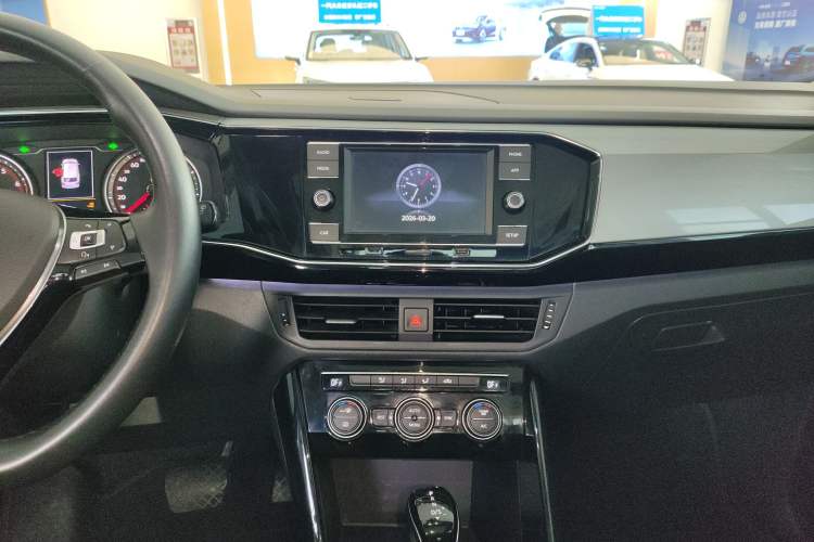 Used Volkswagen Tayron 2019 Teramont Edition 280TSI Two-Wheel Drive Luxury Model China VI Standard Audio And AC Panel