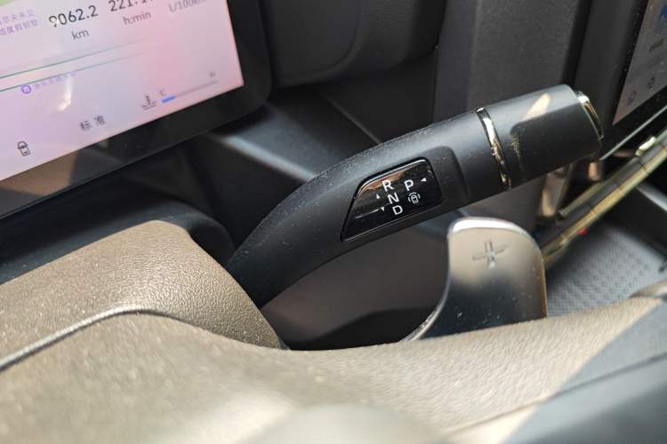 Used Haval Raptor 2025 2.0T 4WD Ultra Gear Lever