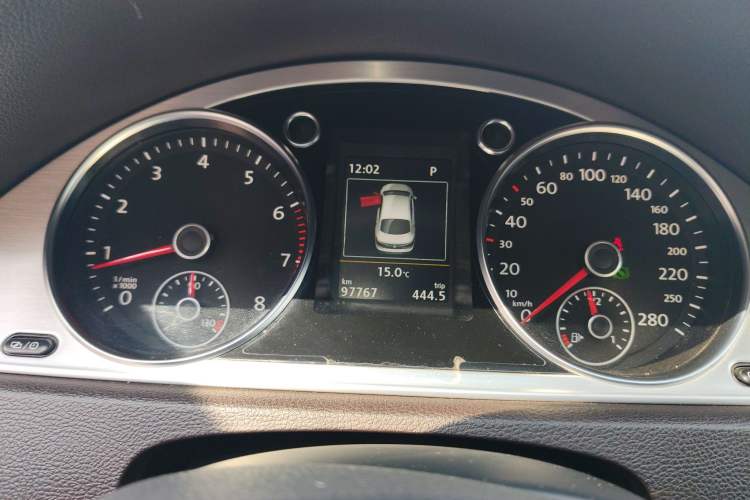 Used Volkswagen FAW-Volkswagen CC 2018 1.8TSI Luxury Model Instrument Cluster