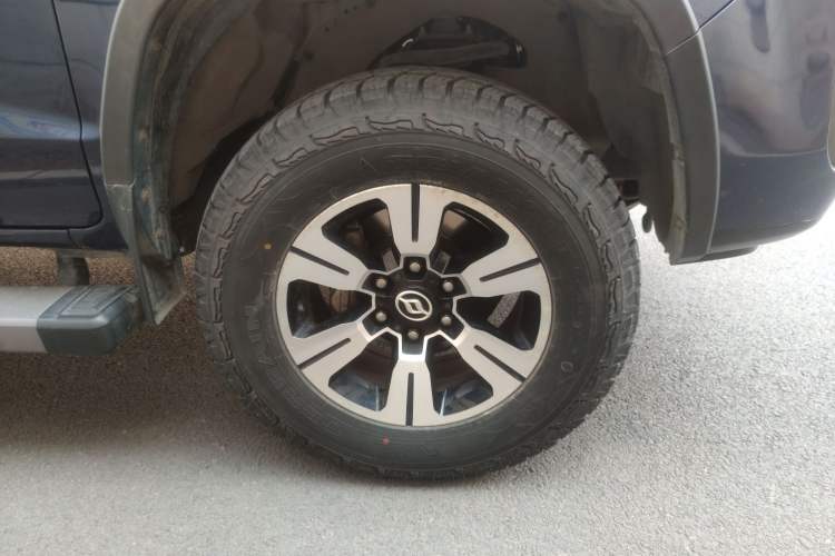 Used Huanghai N3 2017 2.4T Automatic Two-Wheel Drive Sport Edition 4K22D4T