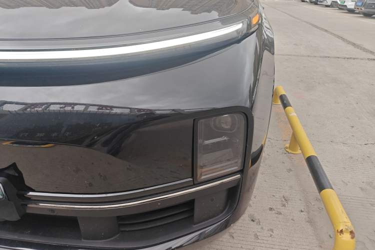 Used Li Auto L8 2024 Pro Model
