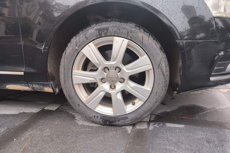 Used Audi A6L 2011 2.4L Technology Edition Right Front Wheel Hub