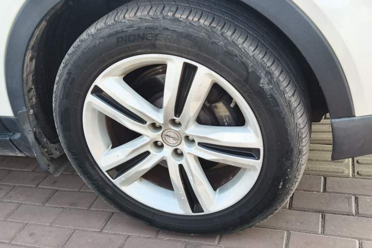 Used Zotye T700 2017 1.8T Dual-Clutch Prestige Model