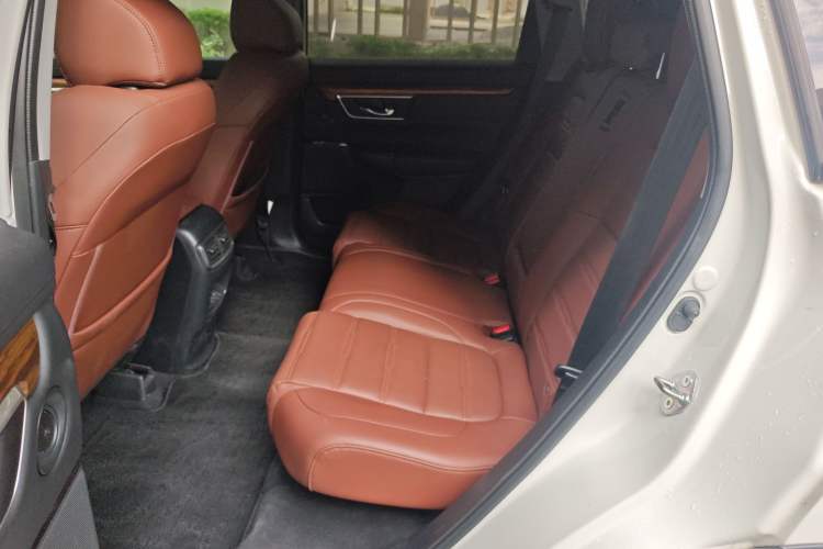 Used Honda CR-V 2021 240TURBO CVT 2WD Fashion Edition