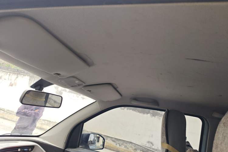 Used Wuling Hongguang MINIEV 2021 Macaron Premium Model – Lithium Iron Phosphate Headliner