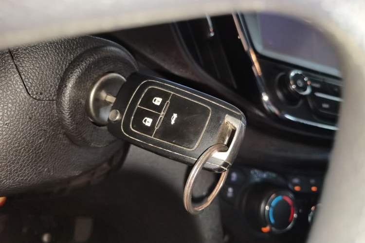 Used Chevrolet Monza 2019 Redline 320T Dual-Clutch Joyful Edition China VI Standard