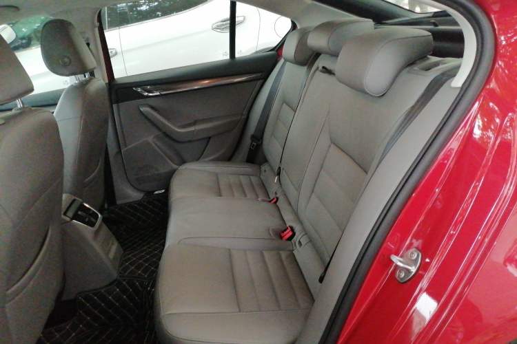 Used Skoda Octavia 2015 1.6L Automatic Yijun Edition