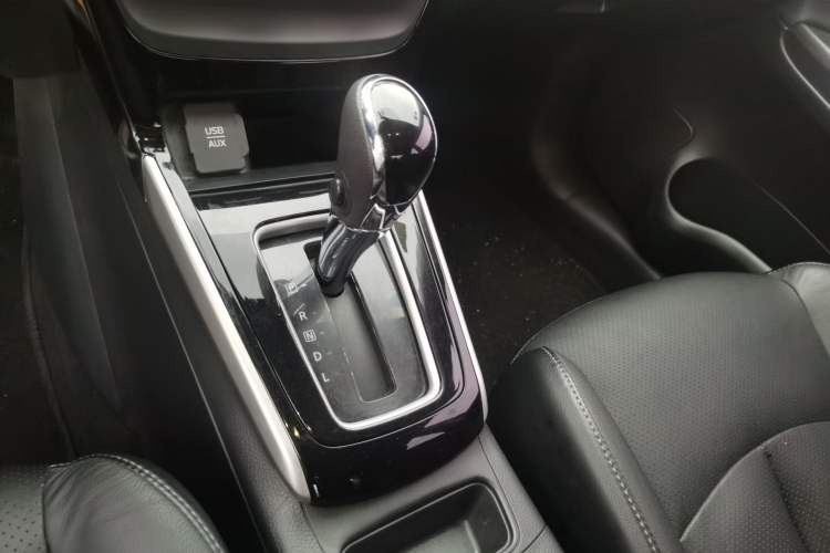 Used Nissan Sylphy 2016 1.6XV CVT Smart Enjoyment Version Gear Lever