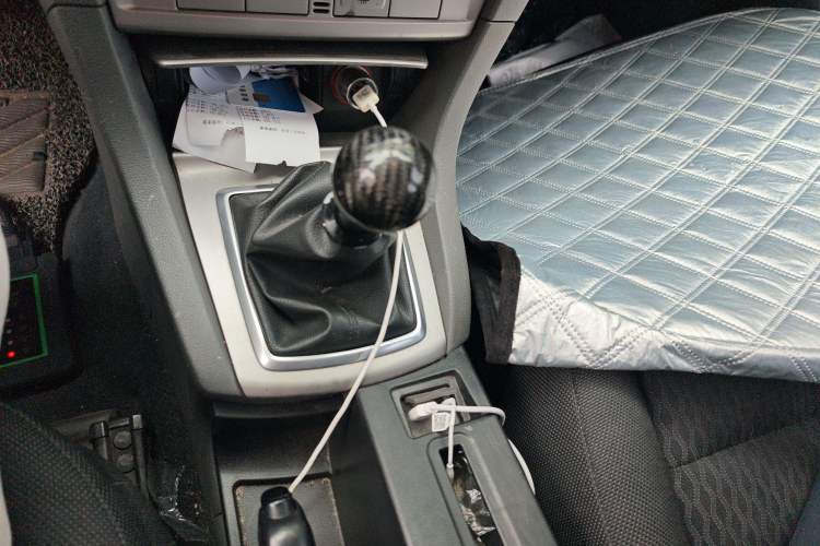Used Ford Focus 2012 Hatchback Classic 1.8L Manual Base Model Gear Lever