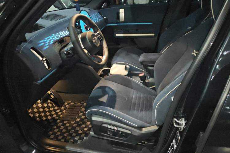 Used MINI JCM COUNTRYMAN 2024 2.0T JOHN COOPER WORKS
