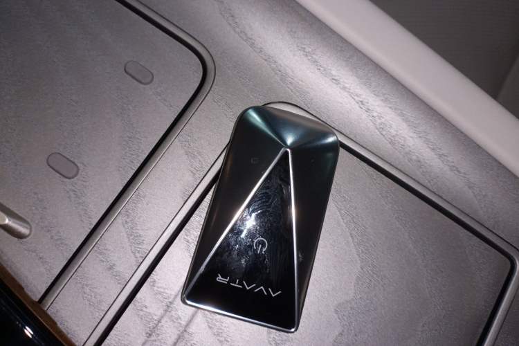 Used Avatr 12 2025 Max Extended-Range Edition