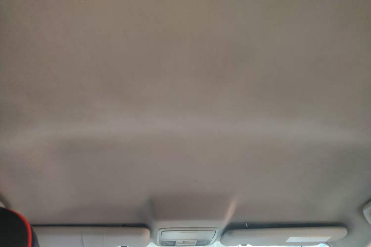 Used Honda CR-V 2015 2.0L two-wheel drive urban version
