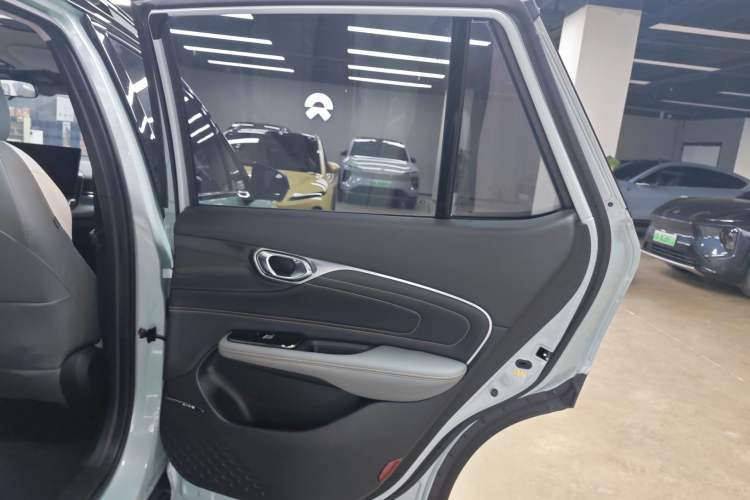 Used AION V 2022 Plus 80 Leader Edition Ternary Lithium
