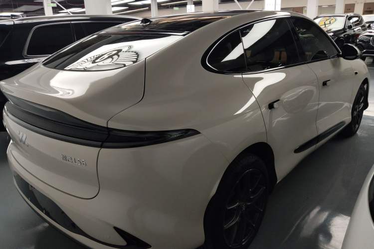 Used IM LS6 2023 Max Standard Edition