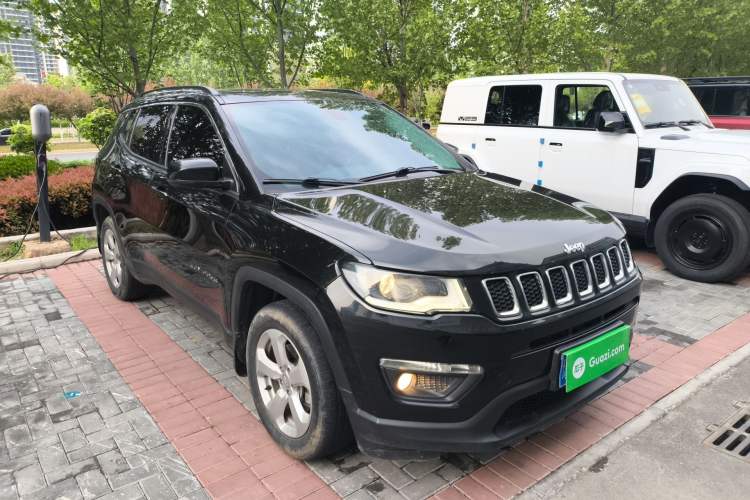 Used Jeep Compass 2017 200T Automatic Family Edition Exterior 1