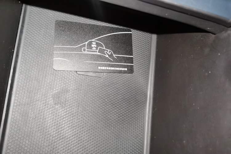 Used BYD Qin PLUS 2024 Honor Edition EV 420KM Beyond Model
