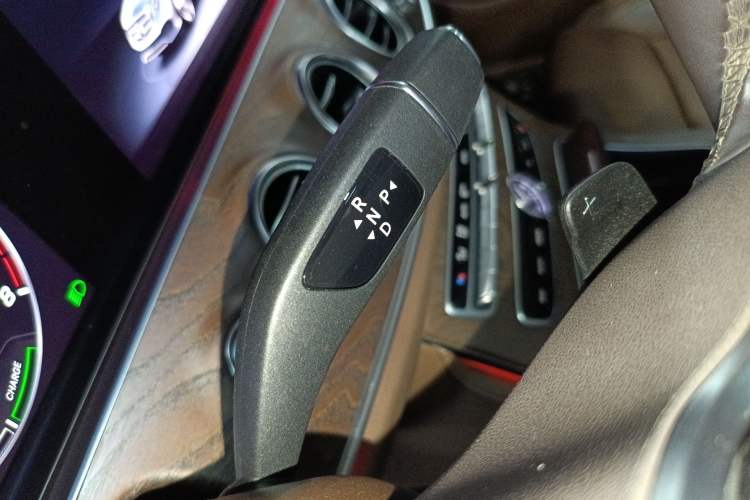 Used Mercedes-Benz E-Class 2020 Facelift E 260 L
