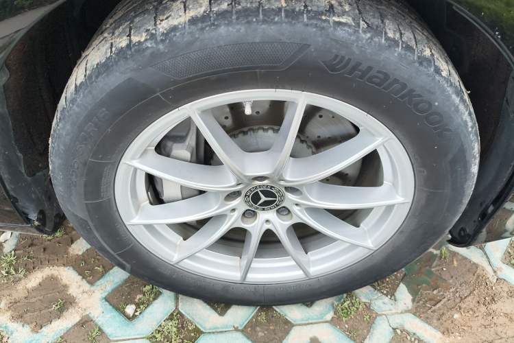 Used Mercedes-Benz S-Class 2021 S 400 L Business Model Right Front Wheel Hub