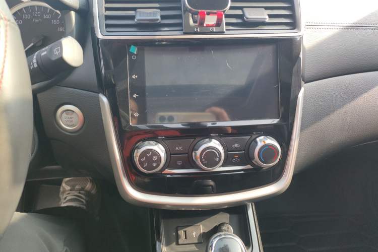 Used Nissan Tiida 2021 1.6L CVT Smart Drive Edition Audio And AC Panel