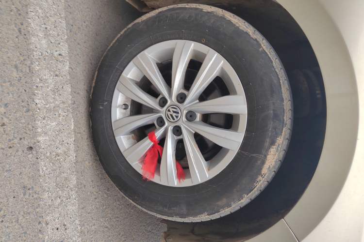 Used Volkswagen Bora 2017 1.6L Manual Fashion Model
