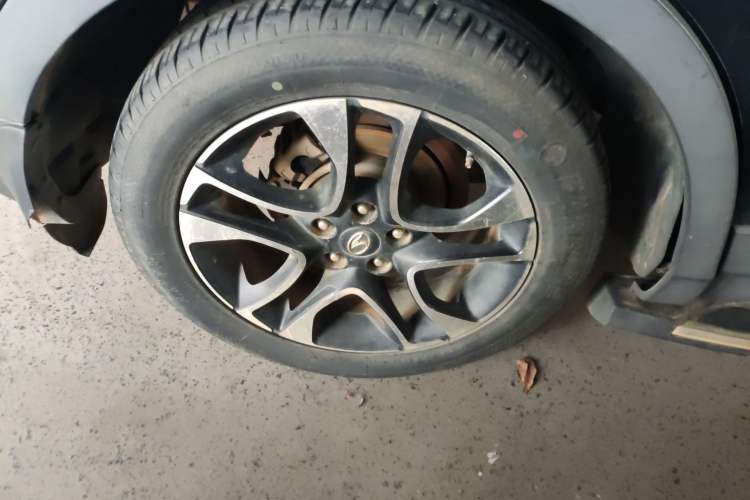 Used Soueast DX7 2016 1.5T Manual Triumph Edition
