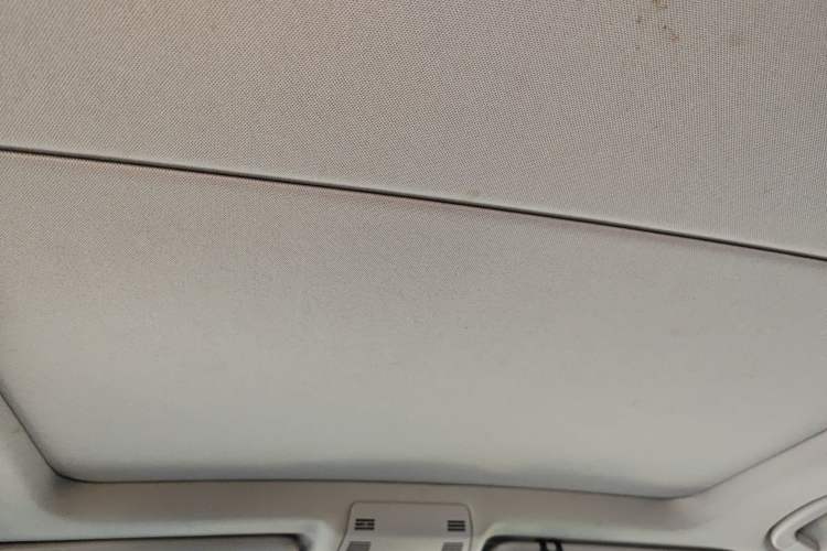 Used BMW X1 2015 sDrive18i Fashion Upgrade Edition Headliner