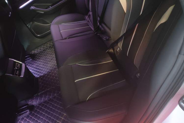 Used Hongqi H6 2023 2.0T ZhiShang Version