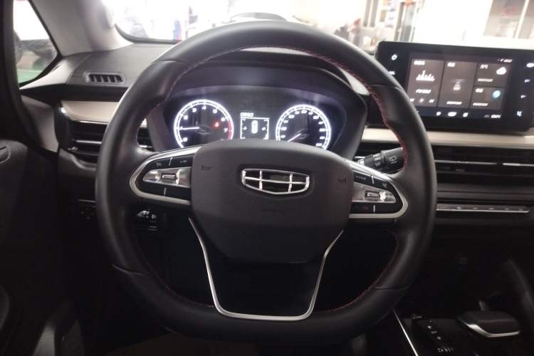 Used Geely Auto Vision X3 2021 PRO 1.5L CVT Deluxe Model
