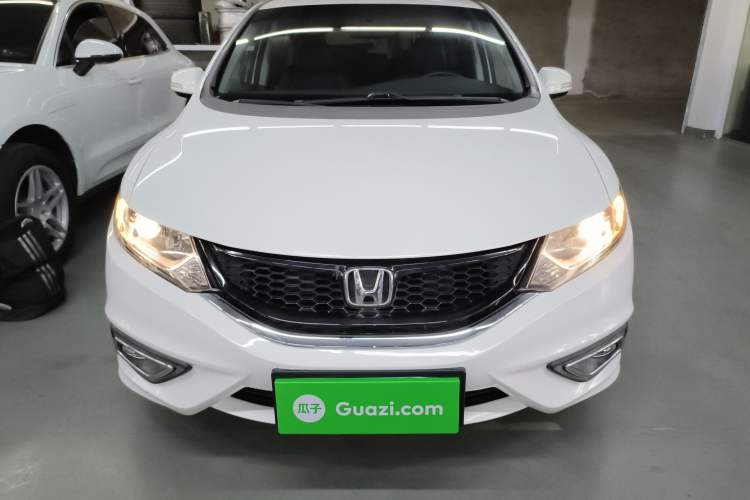 Used Honda Jade 2014 1.8L Automatic Comfort Elite Version 5 Seats Exterior 1