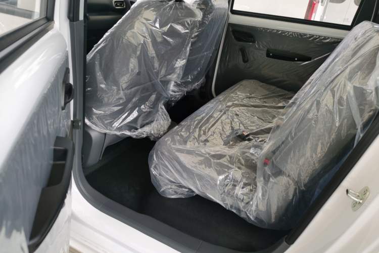 Used Wuling Hongguang New Energy 2024 All-Electric Model 300KM Standard Version