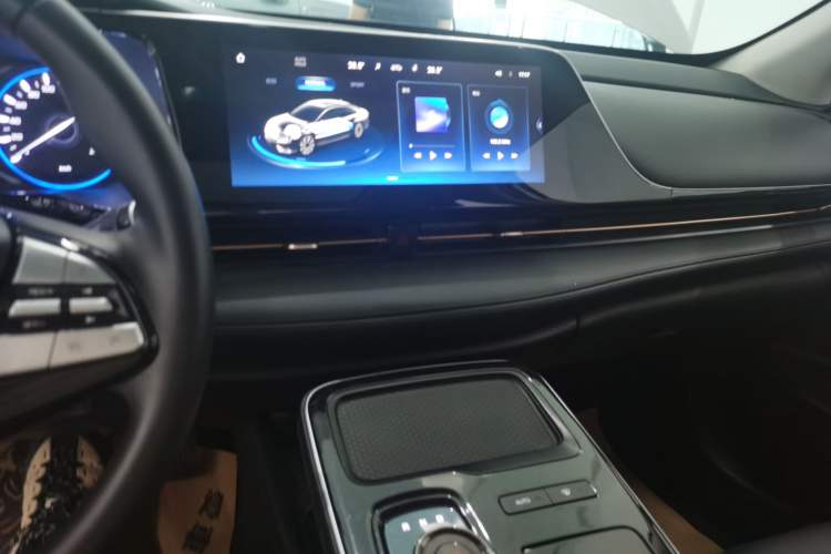 Used AION S 2023 Xuan 580 55.2 kWh Lithium Iron Phosphate
