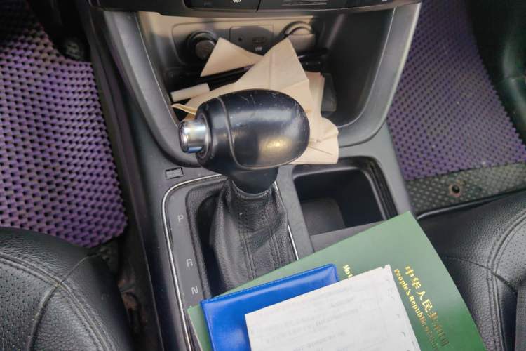 Used Kia Sorento 2013 2.4L 7-Seater Gasoline Luxury Version China IV Standard
