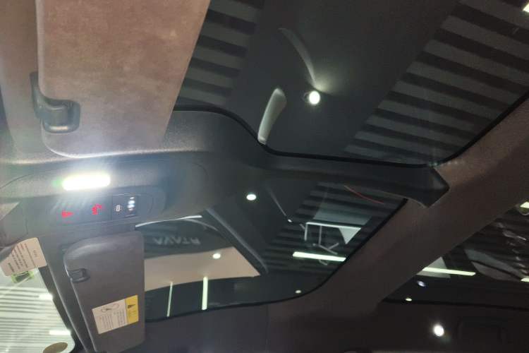 Used Avatr 11 2023 Harmony 90-degree Rear-wheel Drive Business Edition